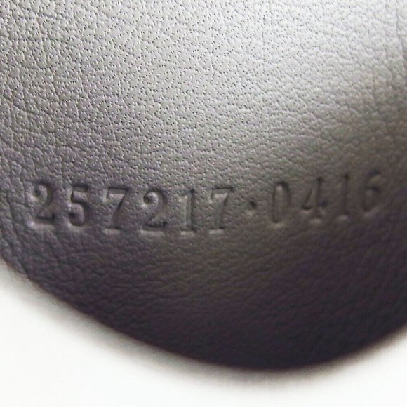 GUCCI Key Case Gucci Mabeige Gray Gray Leather Authentic - Picture 9 of 9